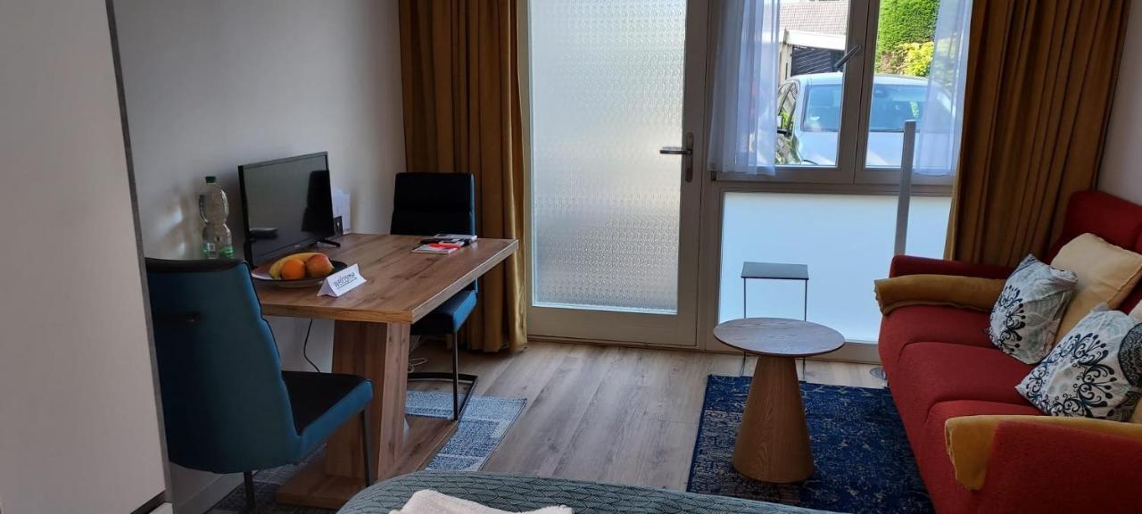 Dajan Villa Almere Eksteriør bilde